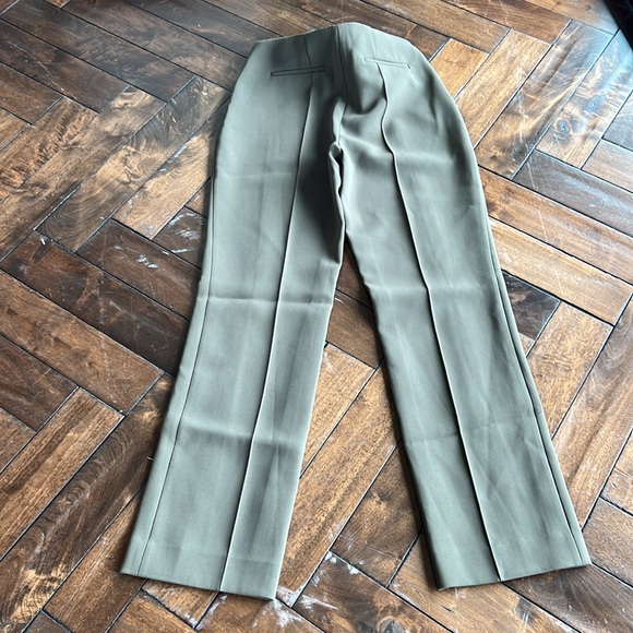 Olive green single pleat size12 extra long Trouser